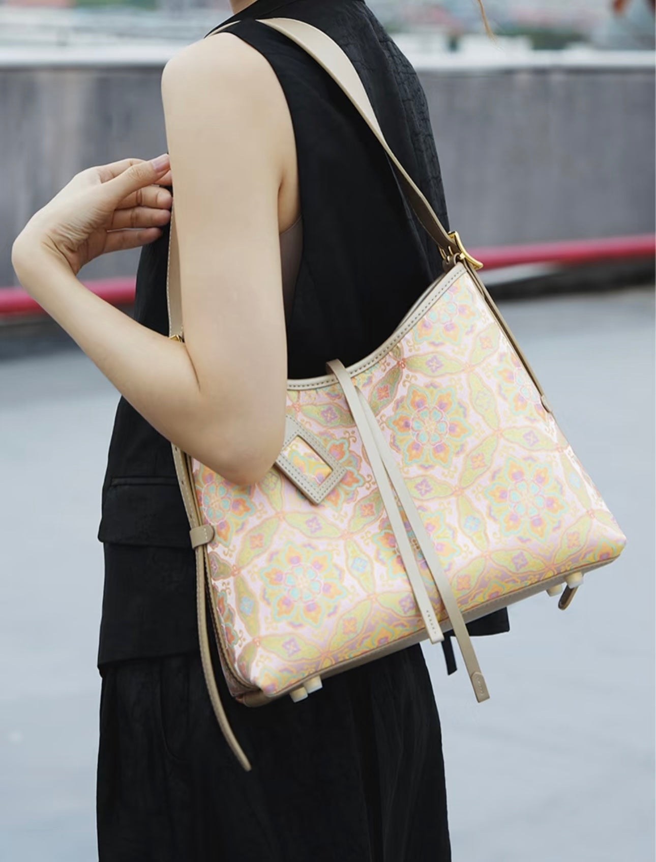Carryall heritage silk handmade bag museum-quality collections for gift