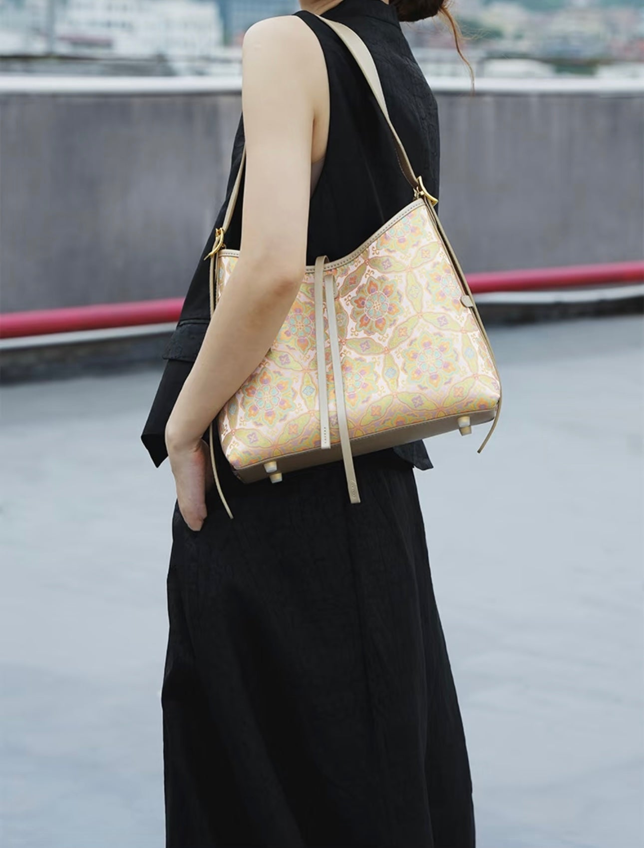 Carryall heritage silk handmade bag museum-quality collections for gift