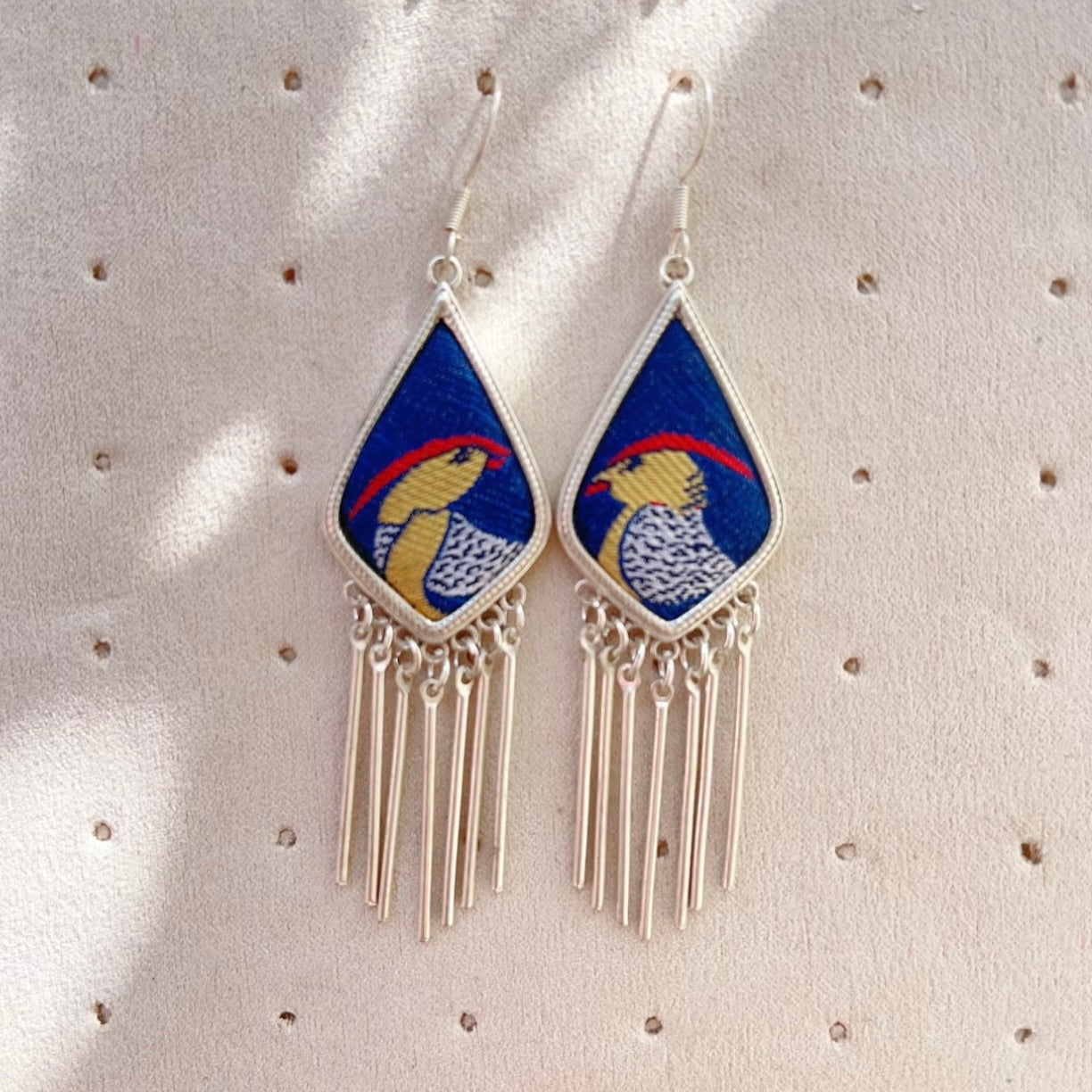 Boucles d'oreilles artisanales avec brocart de Song et argent Miao, cadeau de mode asiatique